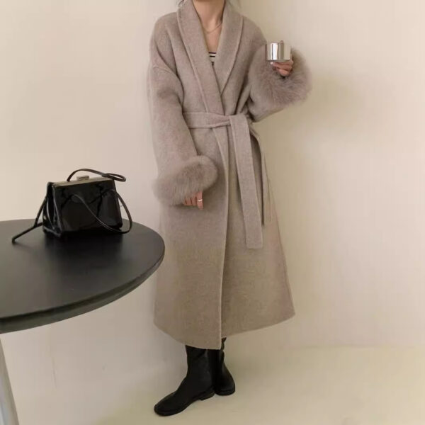 Women's Long Lapel Reversible Cashmere Coat - Image 2