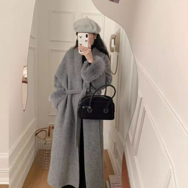 Women's Long Lapel Reversible Cashmere Coat - Image 4